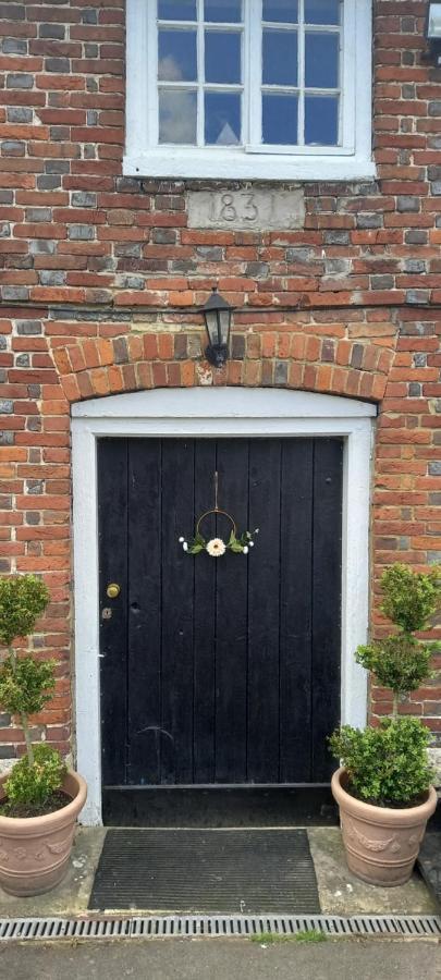 Plumpton Barn Villa Ashford  Exterior photo
