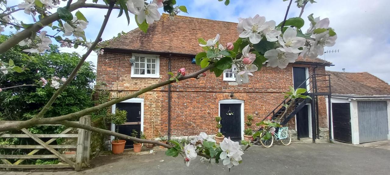 Plumpton Barn Villa Ashford  Exterior photo